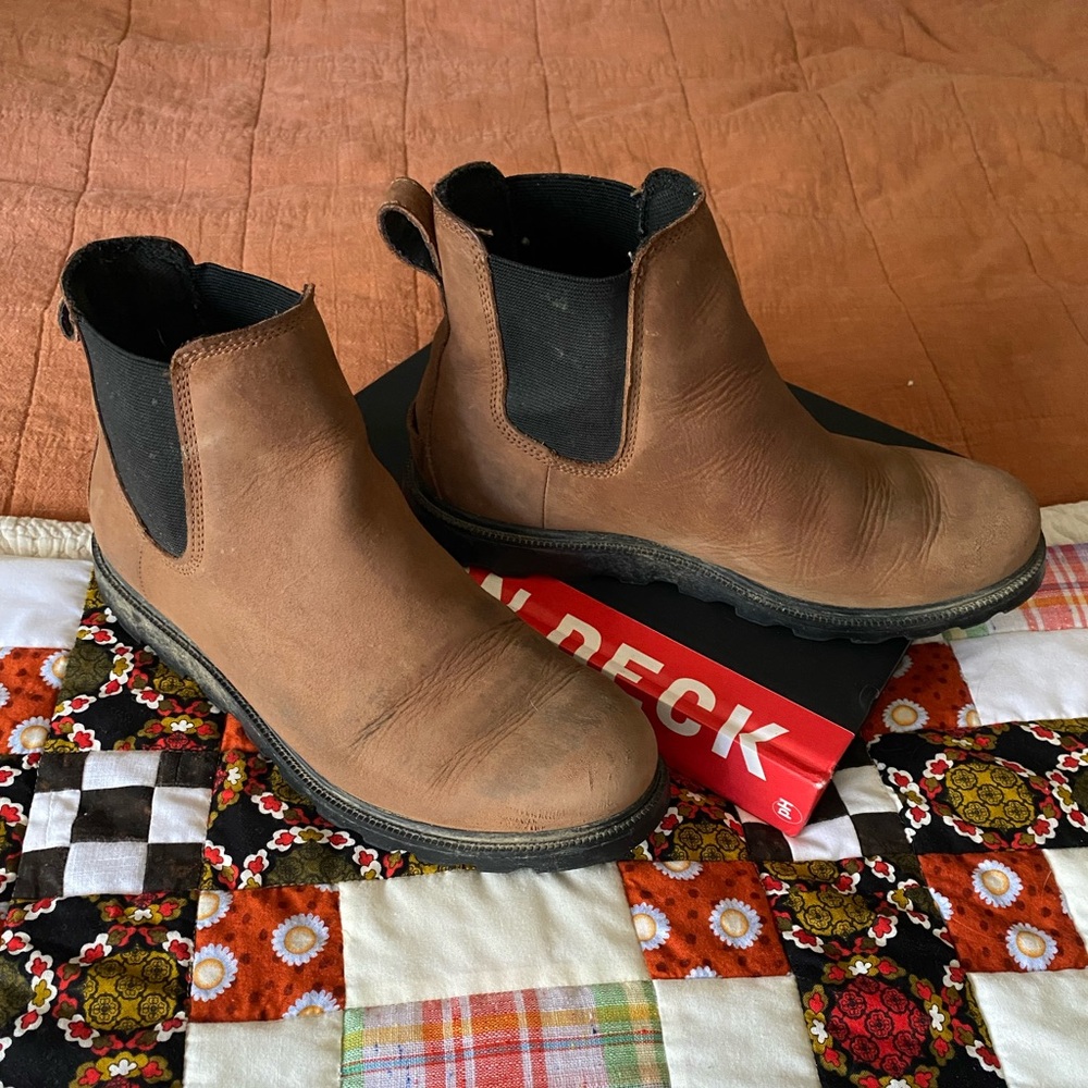 SOREL Waterproof Chelsea Boots